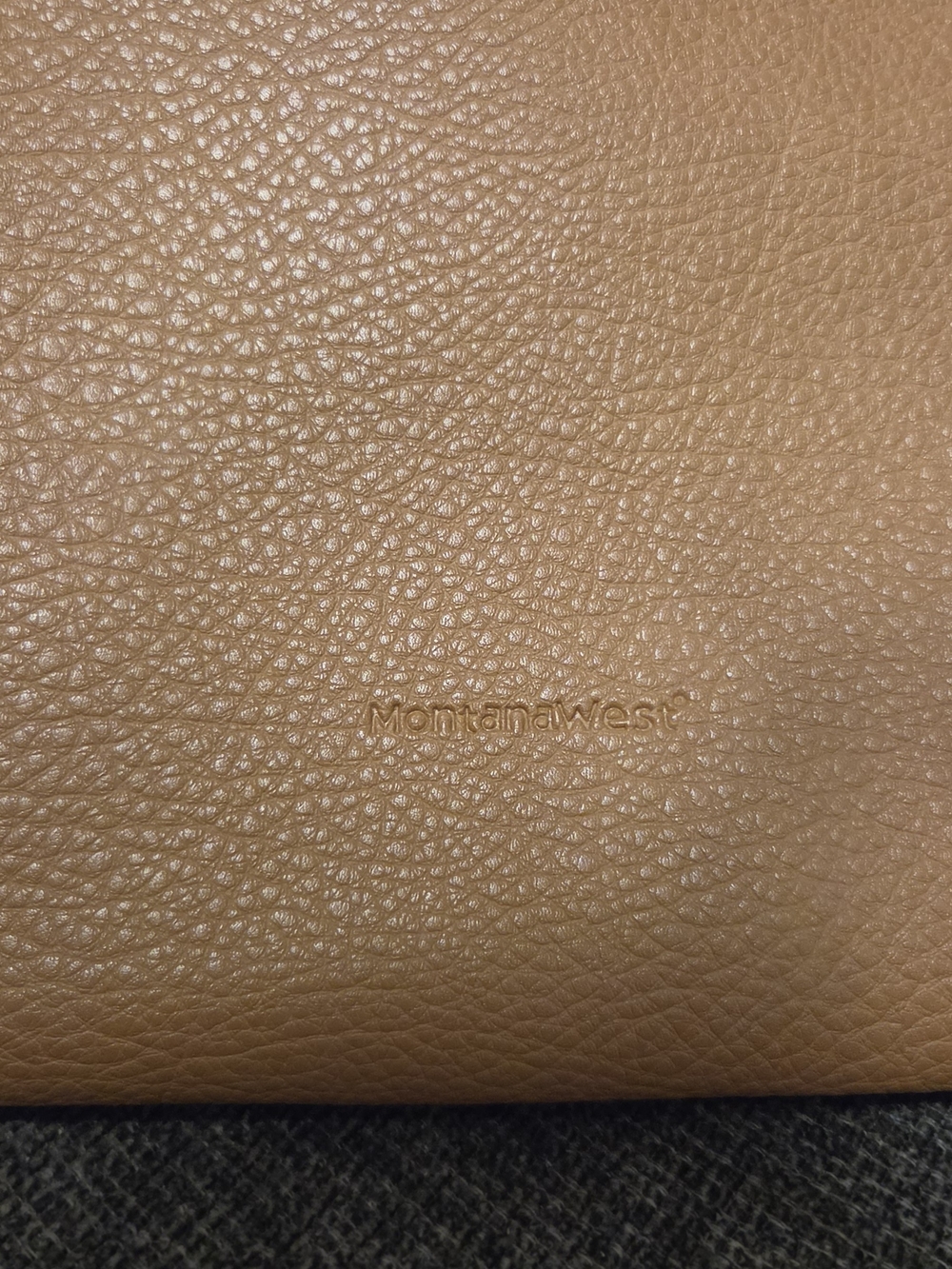 Montana West Classic Slouchy Tan Leather Shoulder Bag - Picture 2 of 4